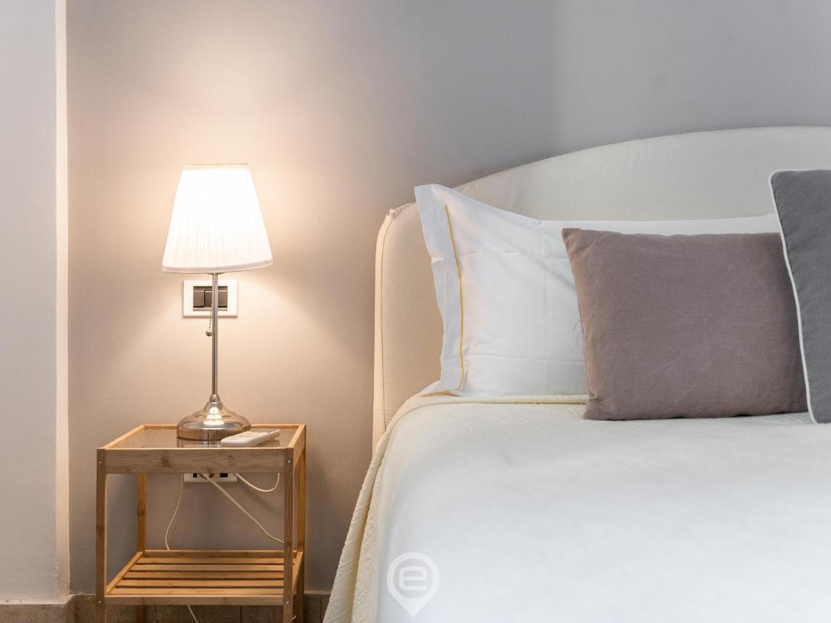 Mirabel Apartment - Wonderful Flat In City Center กาญารี ภายนอก รูปภาพ