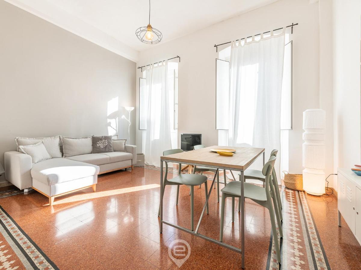 Mirabel Apartment - Wonderful Flat In City Center กาญารี ภายนอก รูปภาพ