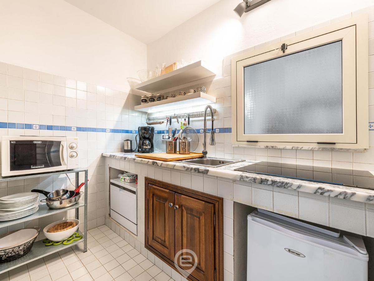 Mirabel Apartment - Wonderful Flat In City Center กาญารี ภายนอก รูปภาพ